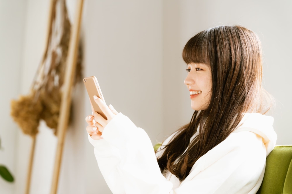 女性 から 食事 に 誘う line 例文